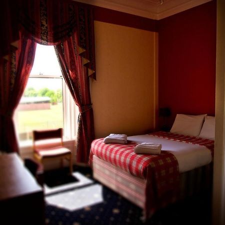 Heriott Park Guest House EDI Kültér fotó
