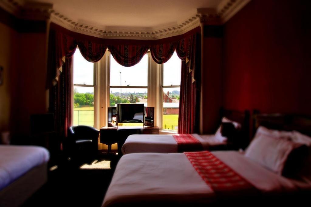 Heriott Park Guest House EDI Kültér fotó